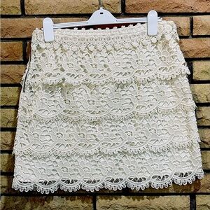 Loft embroidered  Ivory mini skirt Size 10